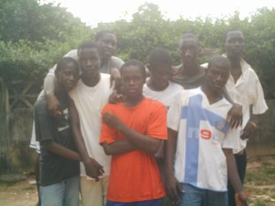  NIGGE MEN il sont 20